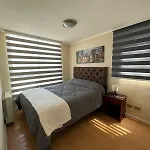 Excelente Departamento Central Con Linda Vista Parking